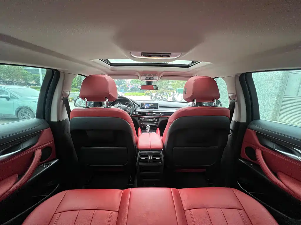 BMW X6 xDrive28 i