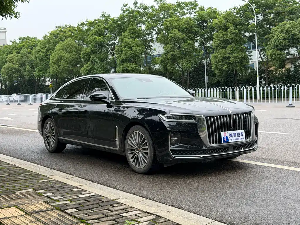 Hongqi H9 2.0 T Connected Flagship