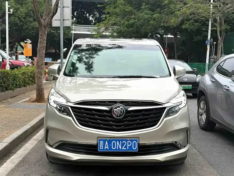 Buick GL8 ES LaCrosse 653 T Comfort