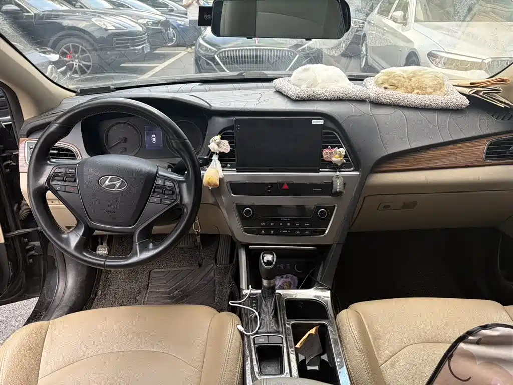 Sonata 索纳塔 2015款 2.0 L GLS智能型