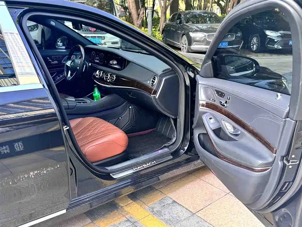 Maybach S-Class S 450 4 MATIC Collector