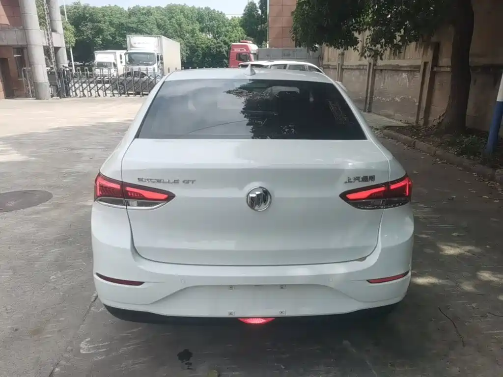 Excelle GT 18 T Auto Connected Elite CN-VI