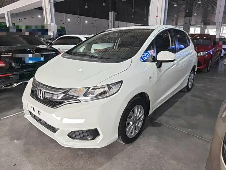 Honda Fit 1.5 L CVT Comfort Sunroof