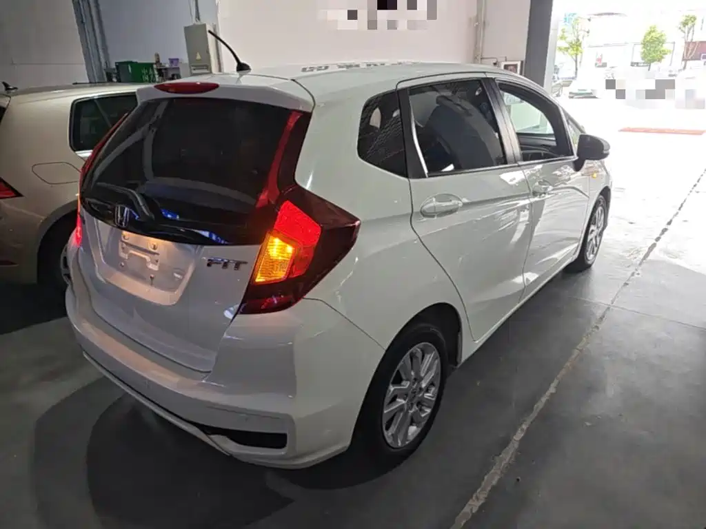 Fit 1.5 L CVT Comfort Sunroof