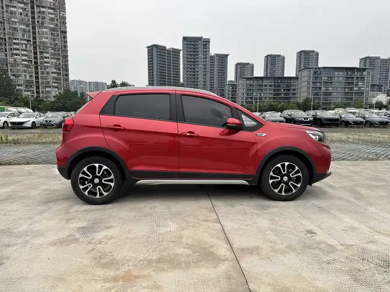 Geely Vision X3 1.5 L Auto Elite