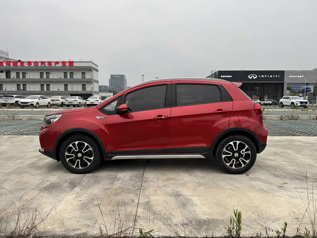 Vision X3 1.5 L Auto Elite