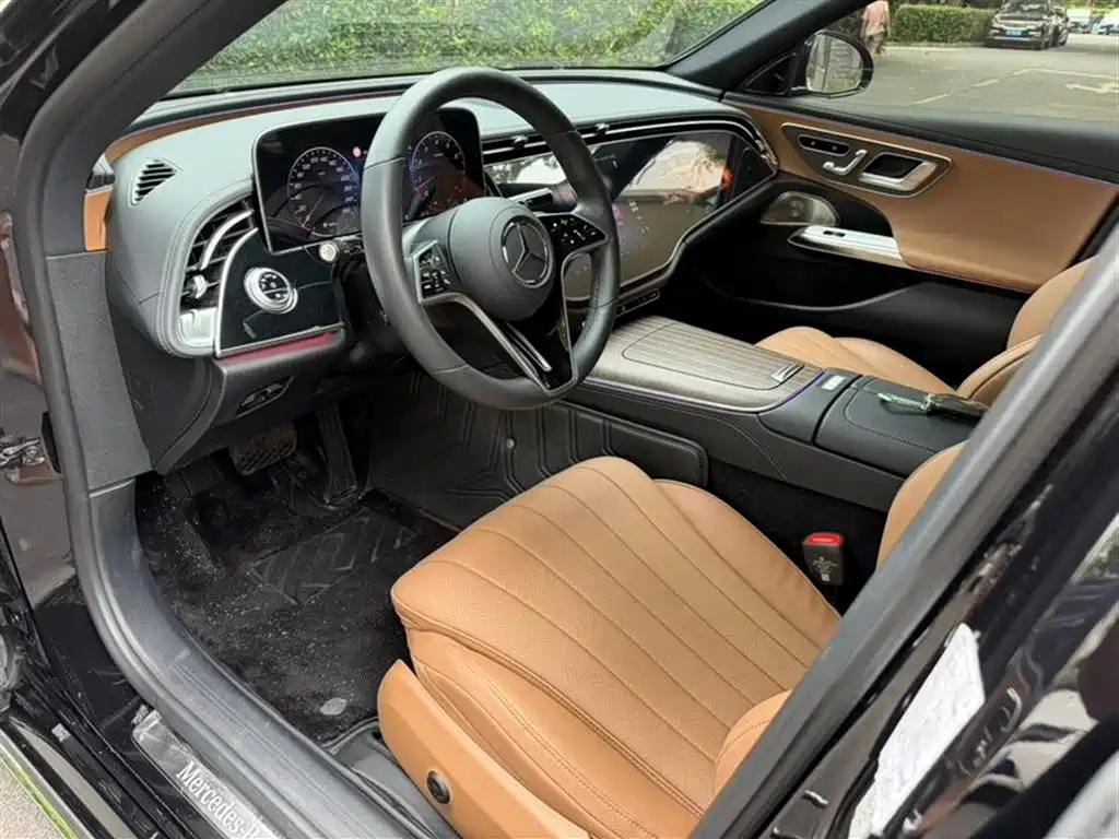 Mercedes-Benz E-Class Facelift E 300 L Luxury