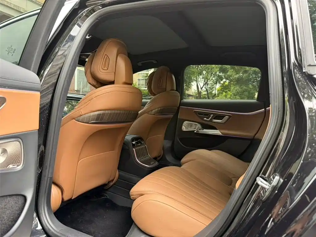 Mercedes-Benz E-Class Facelift E 300 L Luxury