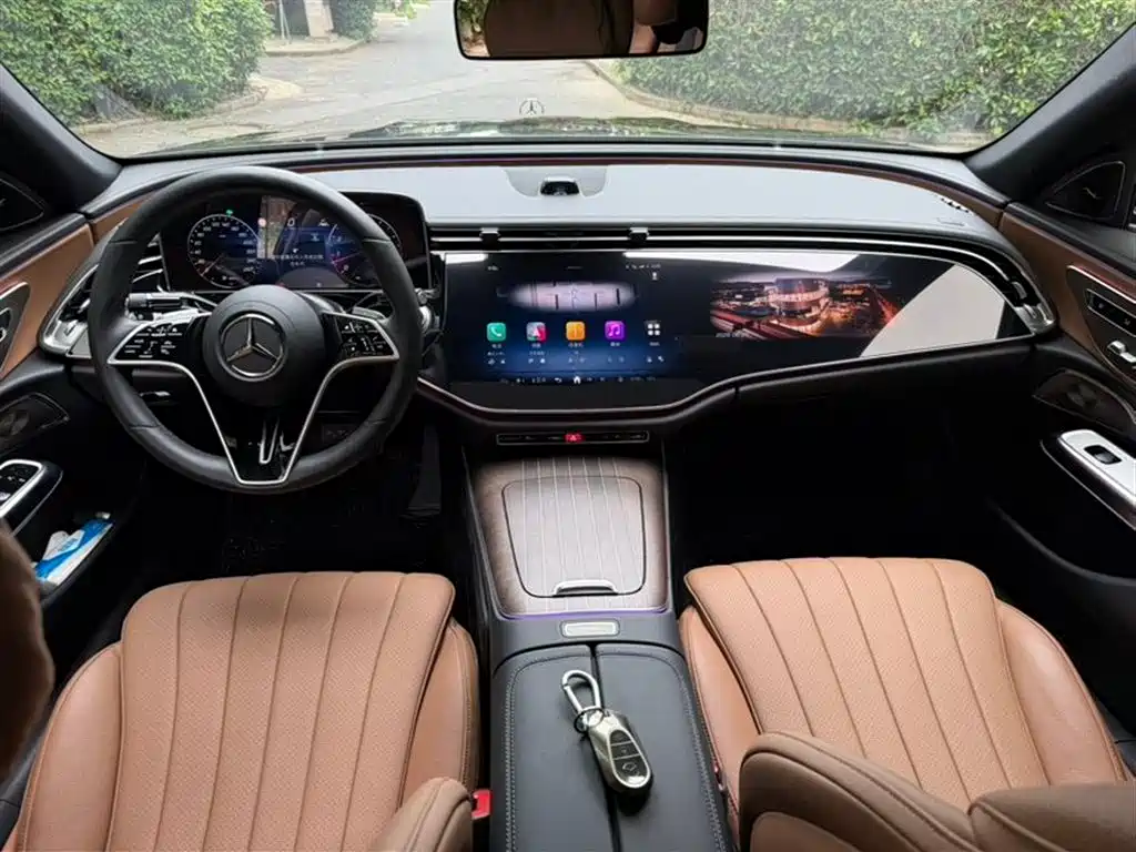 Mercedes-Benz E-Class Facelift E 300 L Luxury