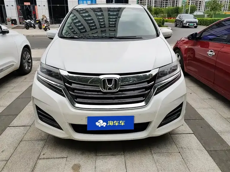 Honda Elysion 2.4 L Luxury