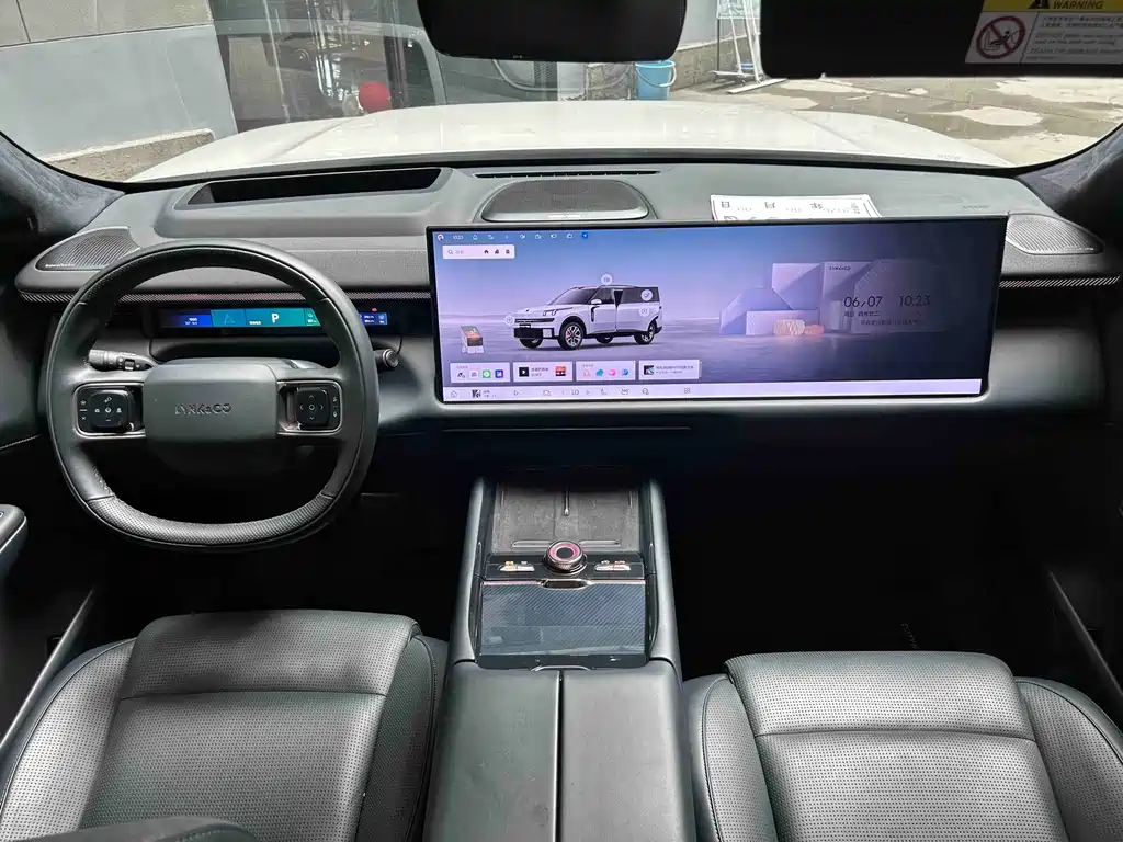 Lynk & Co 900 领克900 2025款 2.0 T Ultra 6座