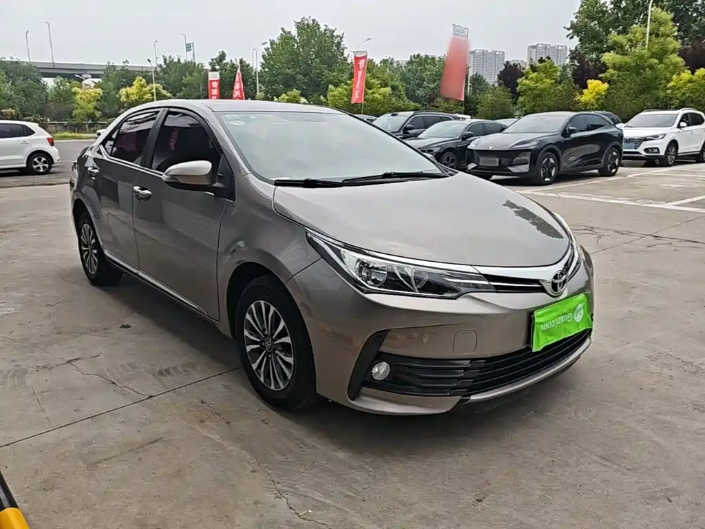 Corolla Facelift 1.2 T S-CVT GL-i