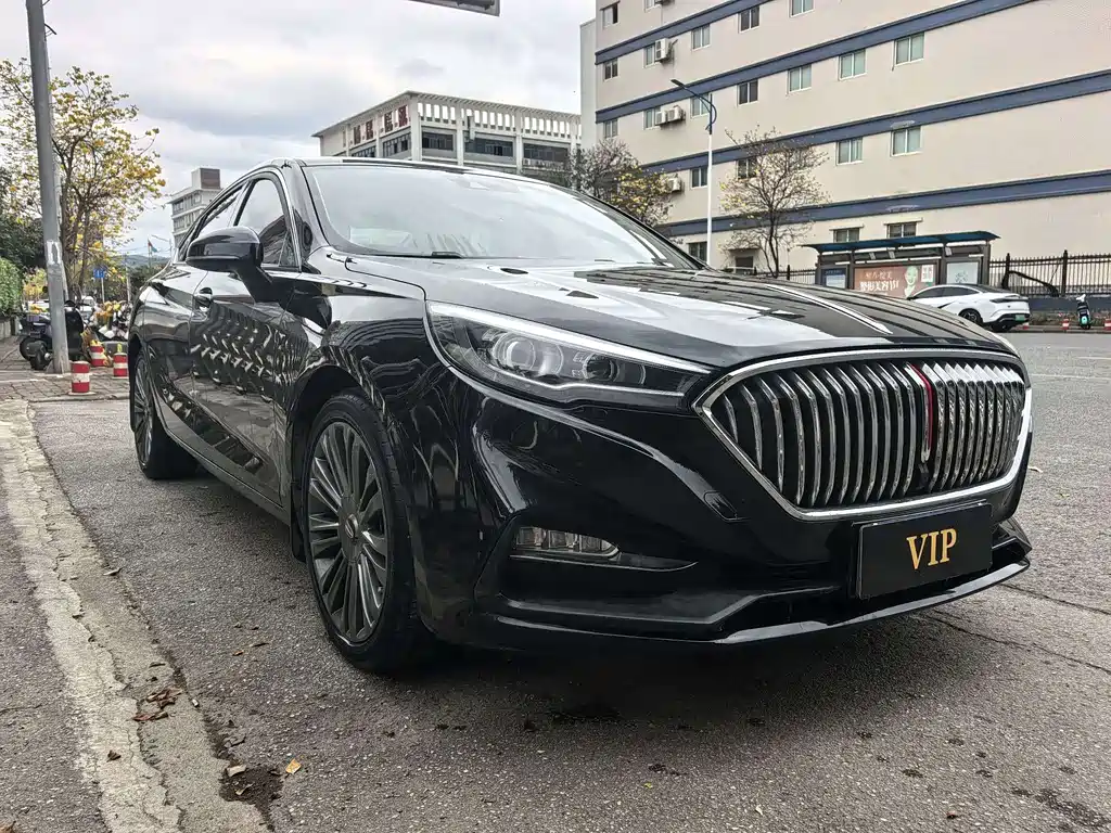 Hongqi H5 1.8 T Auto Connected Flagship Charm