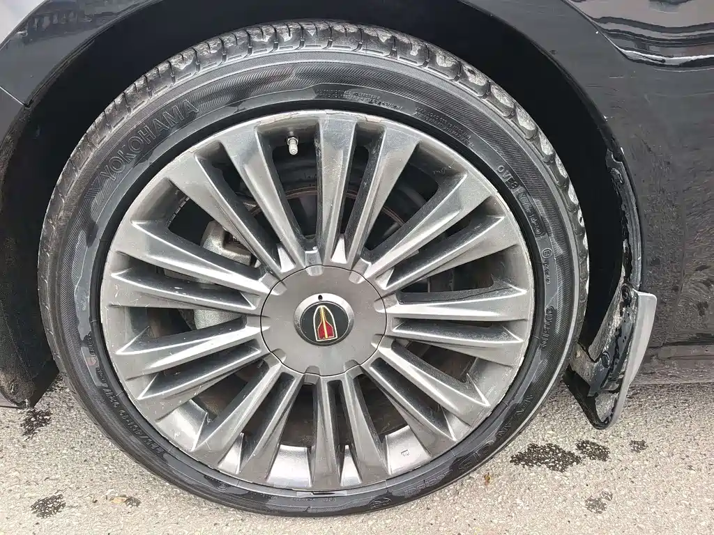 Hongqi H5 1.8 T Auto Connected Flagship Charm