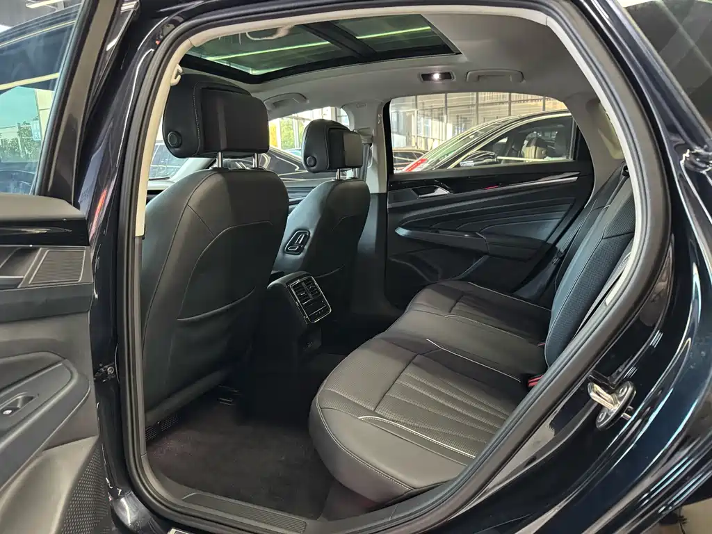 Passat 330 TSI Elite
