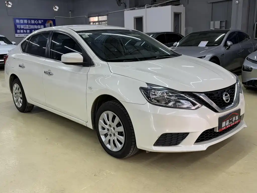 Sylphy Classic 1.6 XE CVT Comfort