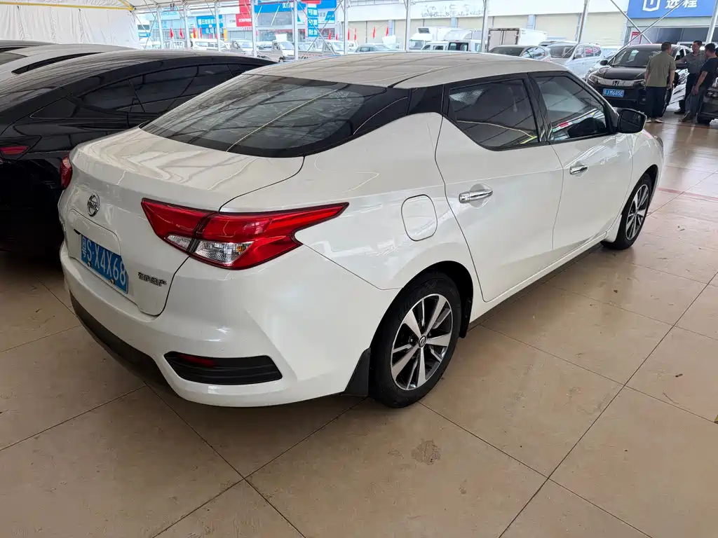 Lannia 蓝鸟 2016款 1.6 L 手动炫酷版