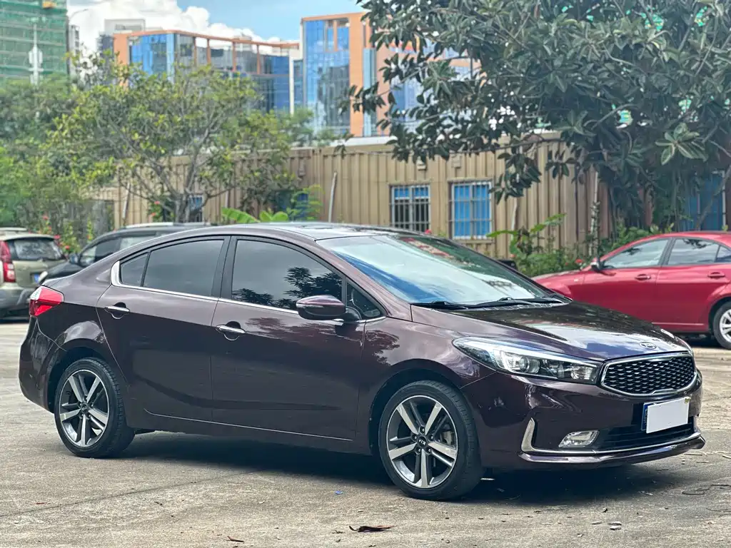 Kia K3 1.6 L Auto 15 Anniversary Special Edition GLS