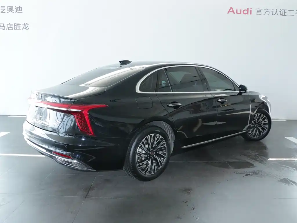 Hongqi H5 2.0 T Auto Flagship Smooth