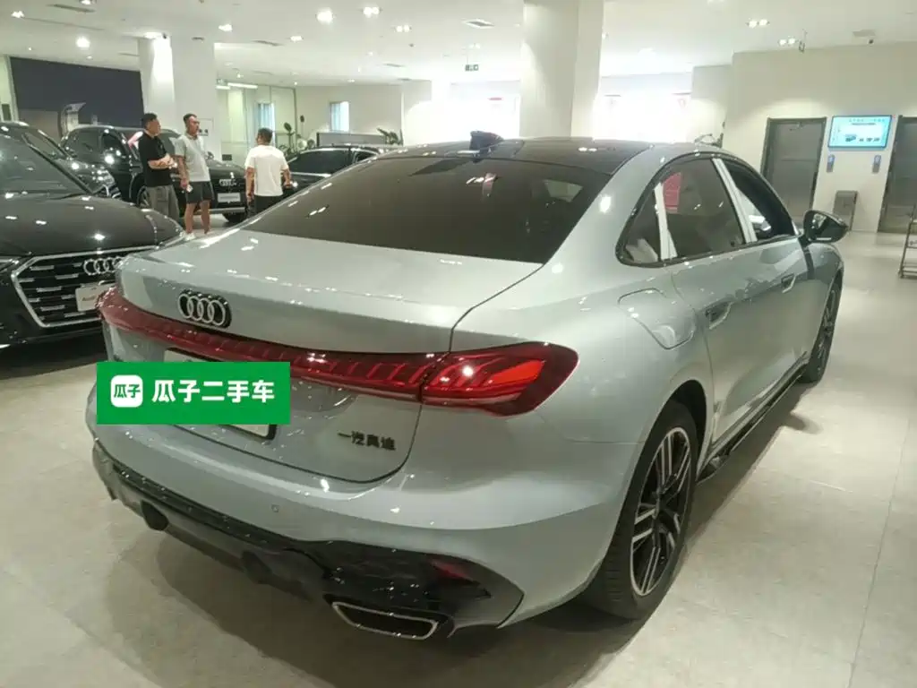 Audi A5 L 2.0 T Sport Plus