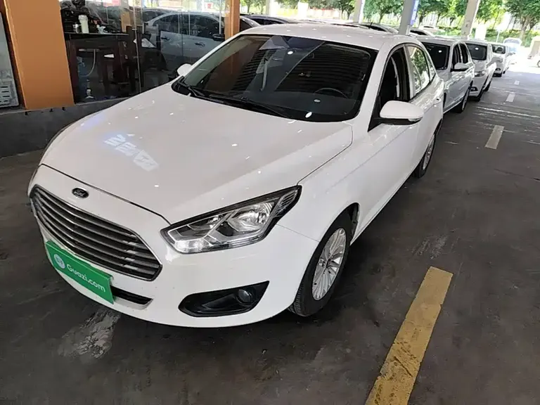 Ford Escort 1.5 L Auto Comfort