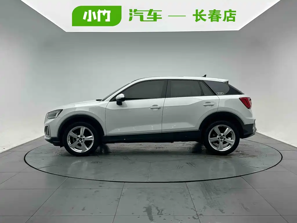 Audi Q2 L 35 TFSI Progressive Elegant