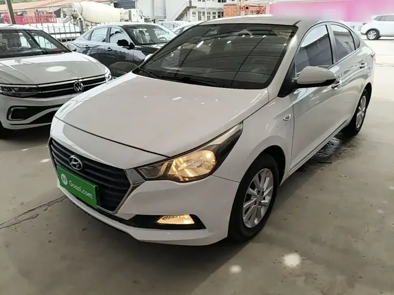 Hyundai Verna 1.4 L Auto Cool GLS