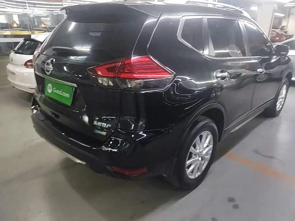 X-Trail 2.0 L CVT Comfort 2 WD