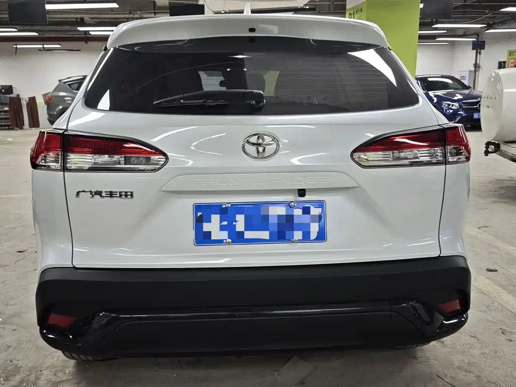 Frontlander 2.0 L CVT Leading