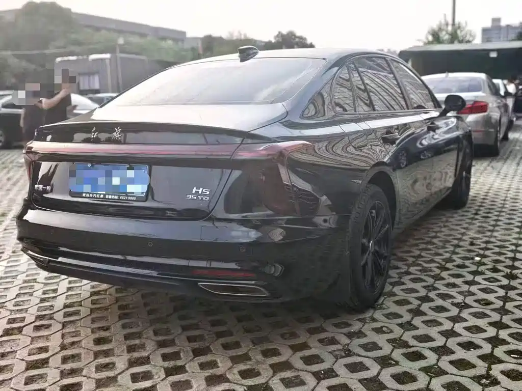 Hongqi H5 1.5 T DCT Shadow 200 10 K Commemorative