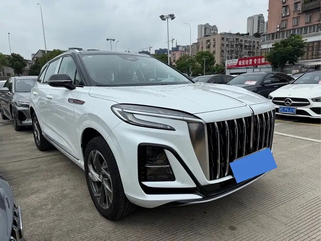 Hongqi HS3 PHEV 117 km Power Action PLUS