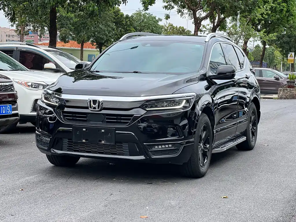Breeze 240 TURBO CVT 2 WD Distinguished