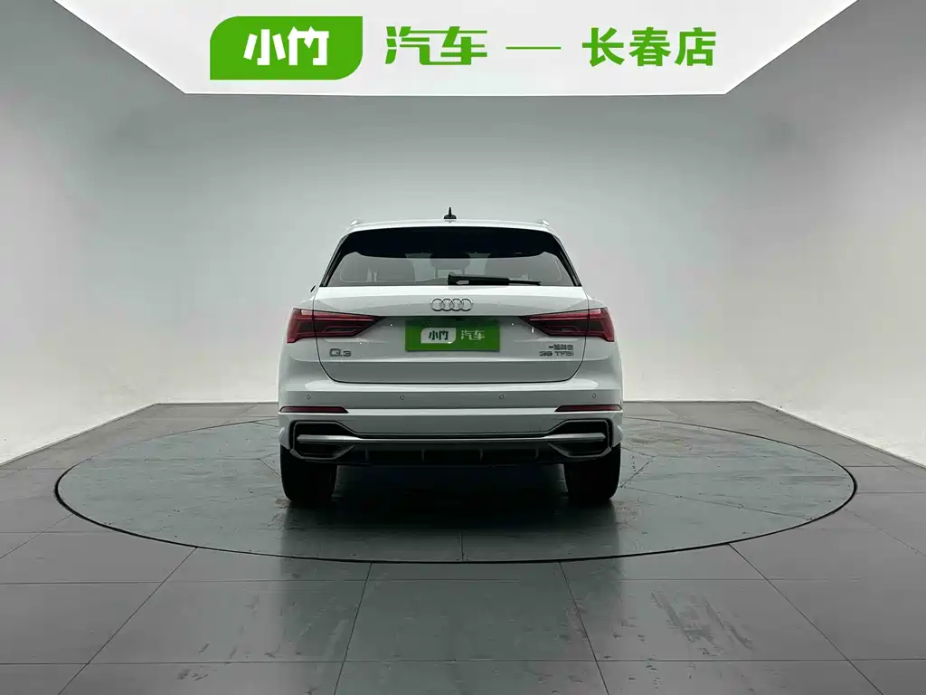 Audi Q3 35 TFSI Fashion Dynamic (1.4 T)