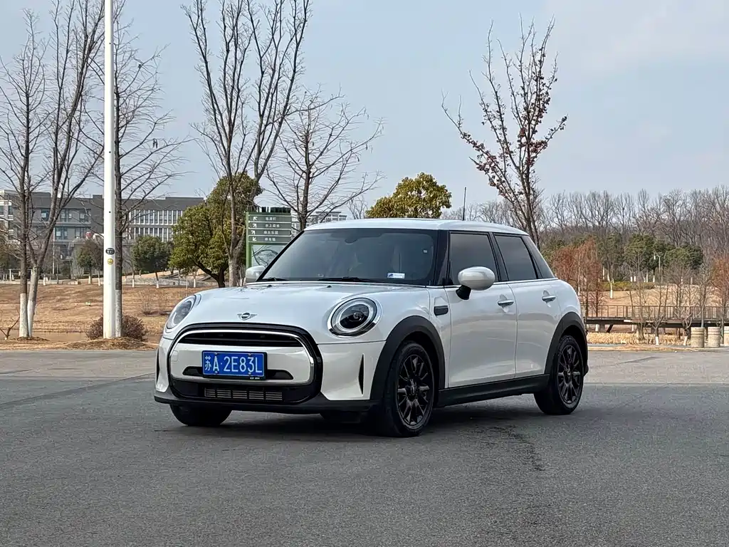 MINI 1.5 T ONE 5-door