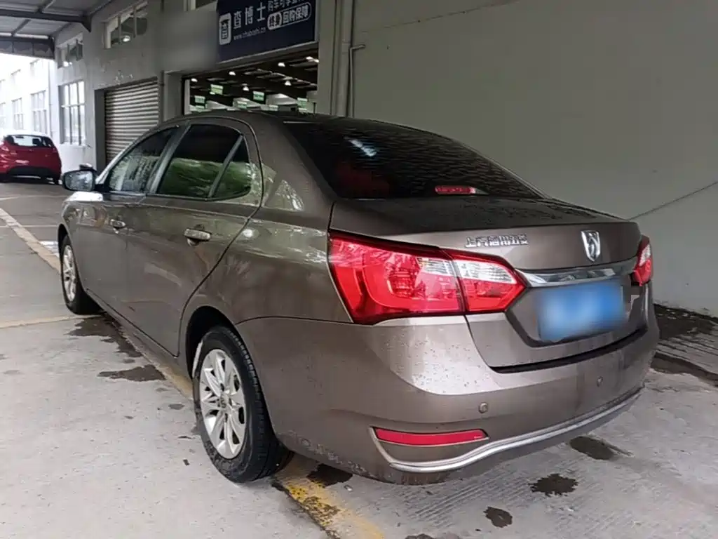 Baojun 630 宝骏630 2016款 1.5 L 手动舒适型