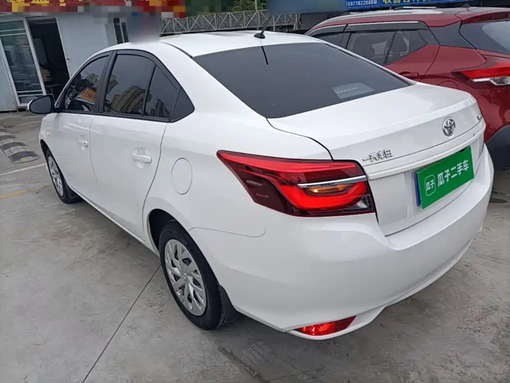 Vios 1.5 L CVT Comfort Travel