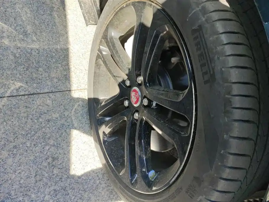 Jaguar XEL 2.0 T 200 PS R-DYNAMIC Youth Sport