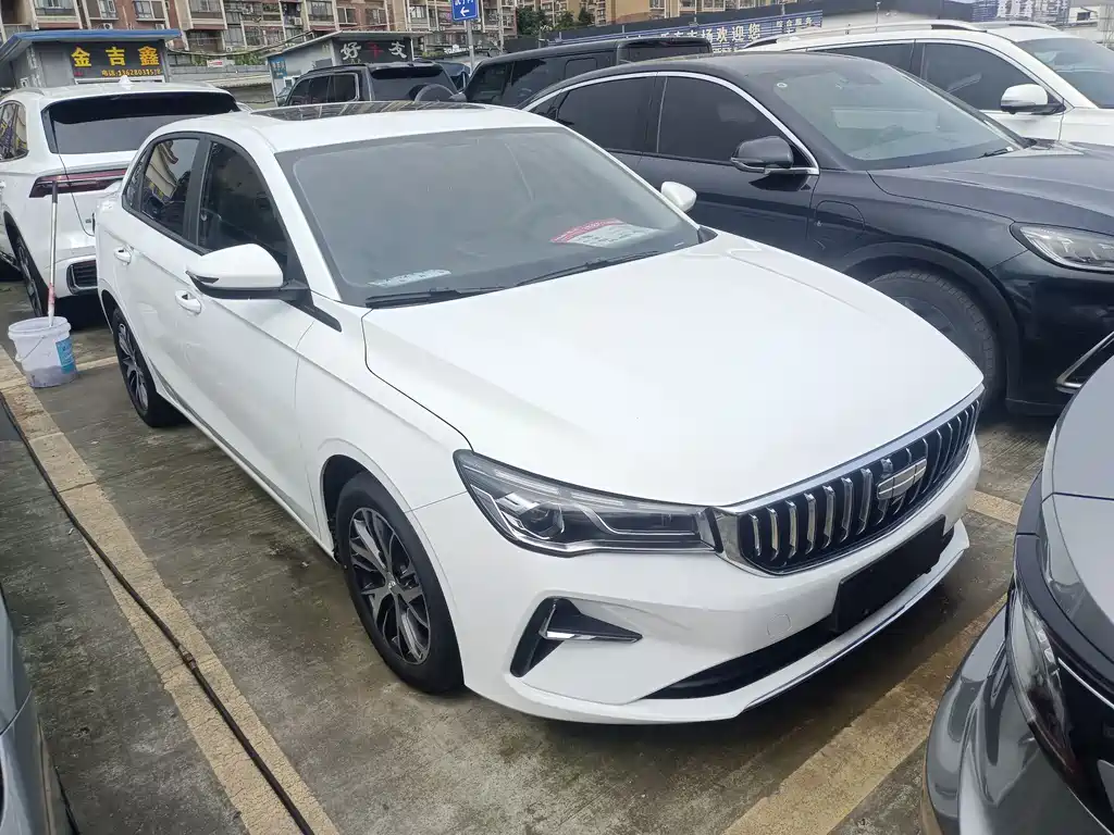 Emgrand 4 th Gen 1.5 L CVT Dragon