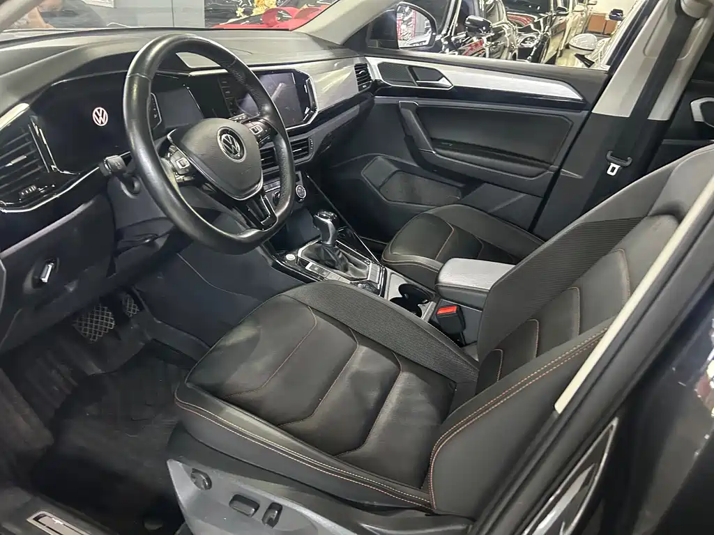 Tayron 330 TSI 2 WD Luxury Connected