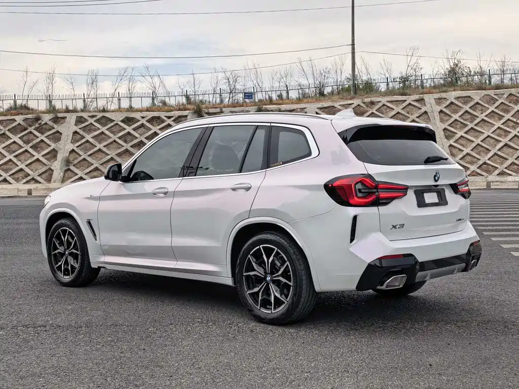 BMW X3 xDrive25 i M Sport Package