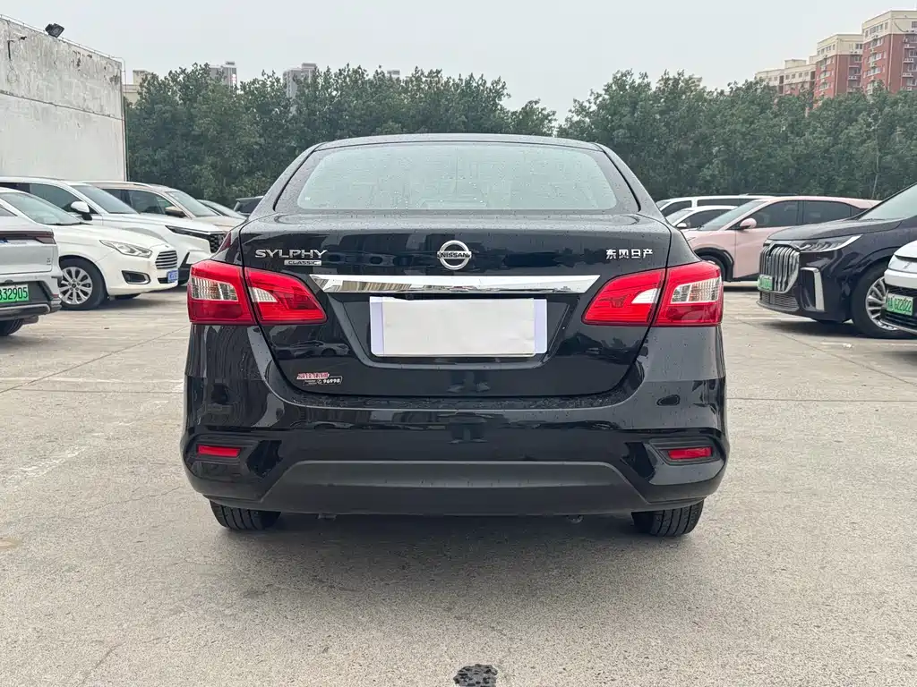 Sylphy Classic 1.6 XE CVT Comfort