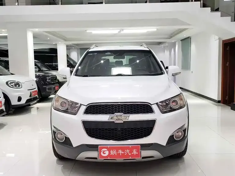Chevrolet Captiva 2.4 L 2 WD City 7-seat