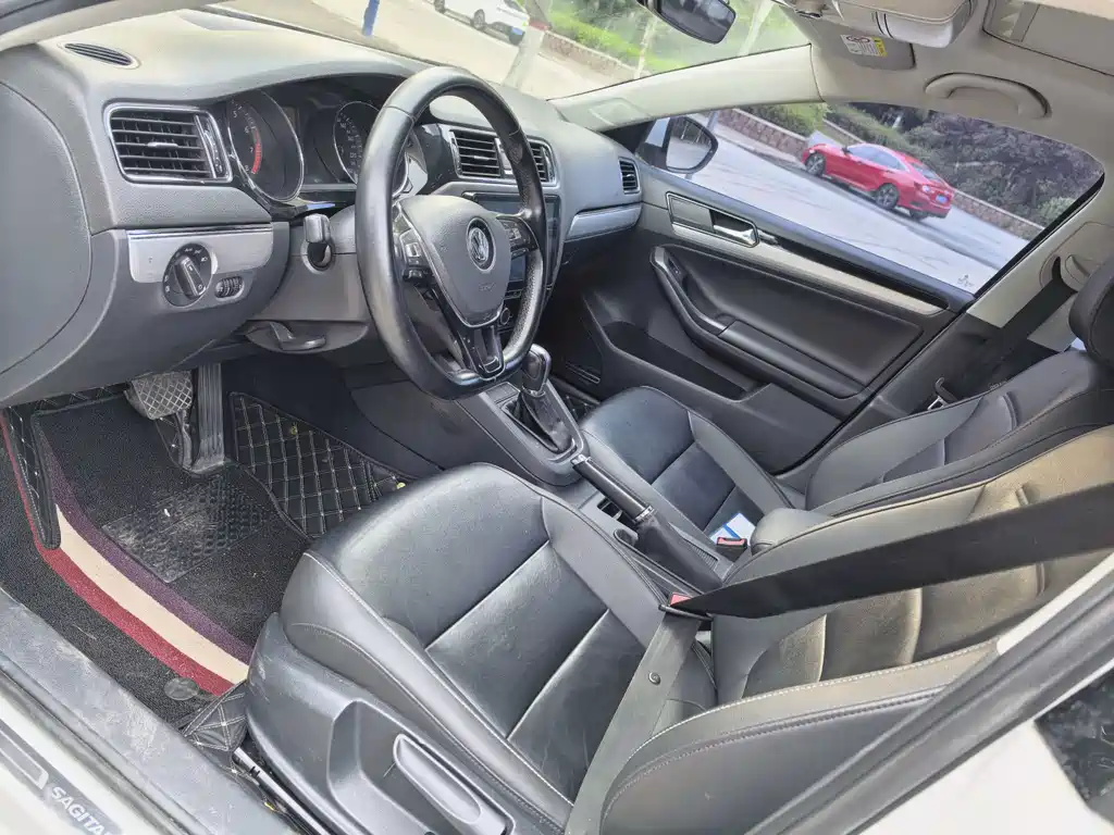 Sagitar 1.6 L Auto Comfort