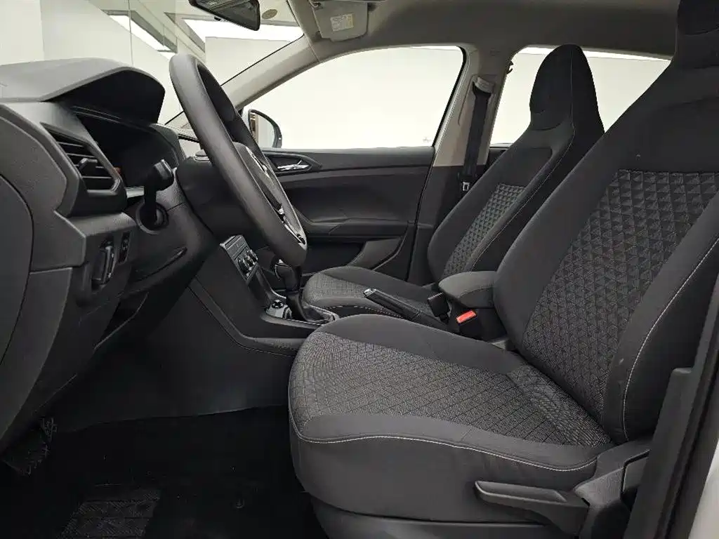 T-Cross Facelift 1.5 L Auto Style