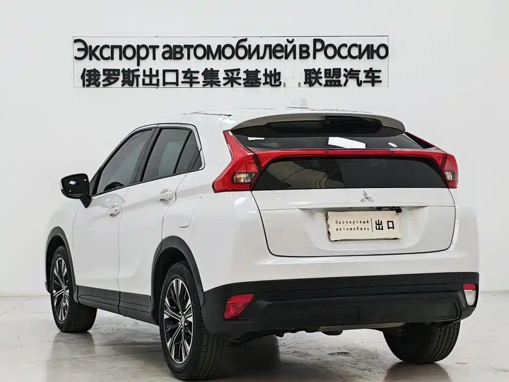 Eclipse Cross 奕歌 2022款 1.5 T CVT两驱无畏版