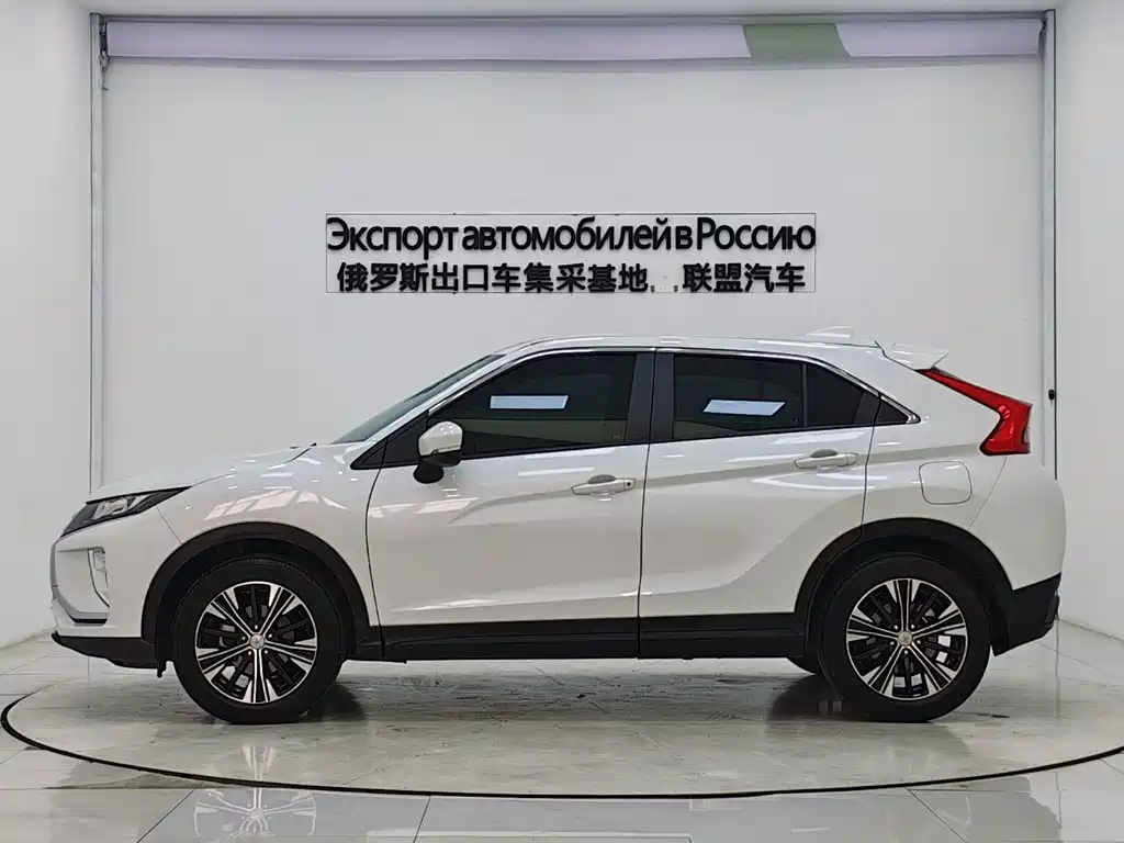 Eclipse Cross 奕歌 2022款 1.5 T CVT两驱无畏版