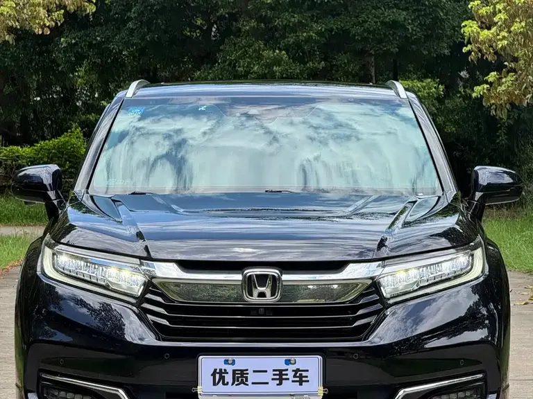 Honda Avancier 370 TURBO 4 WD Supreme