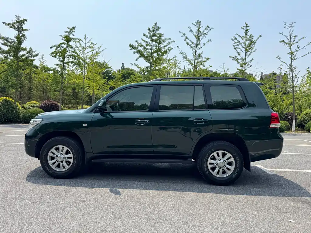 Land Cruiser 4.0 L Auto VX