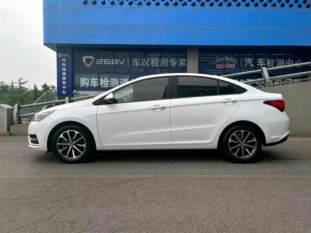 Arrizo 5 PRO 1.5 L CVT Youth