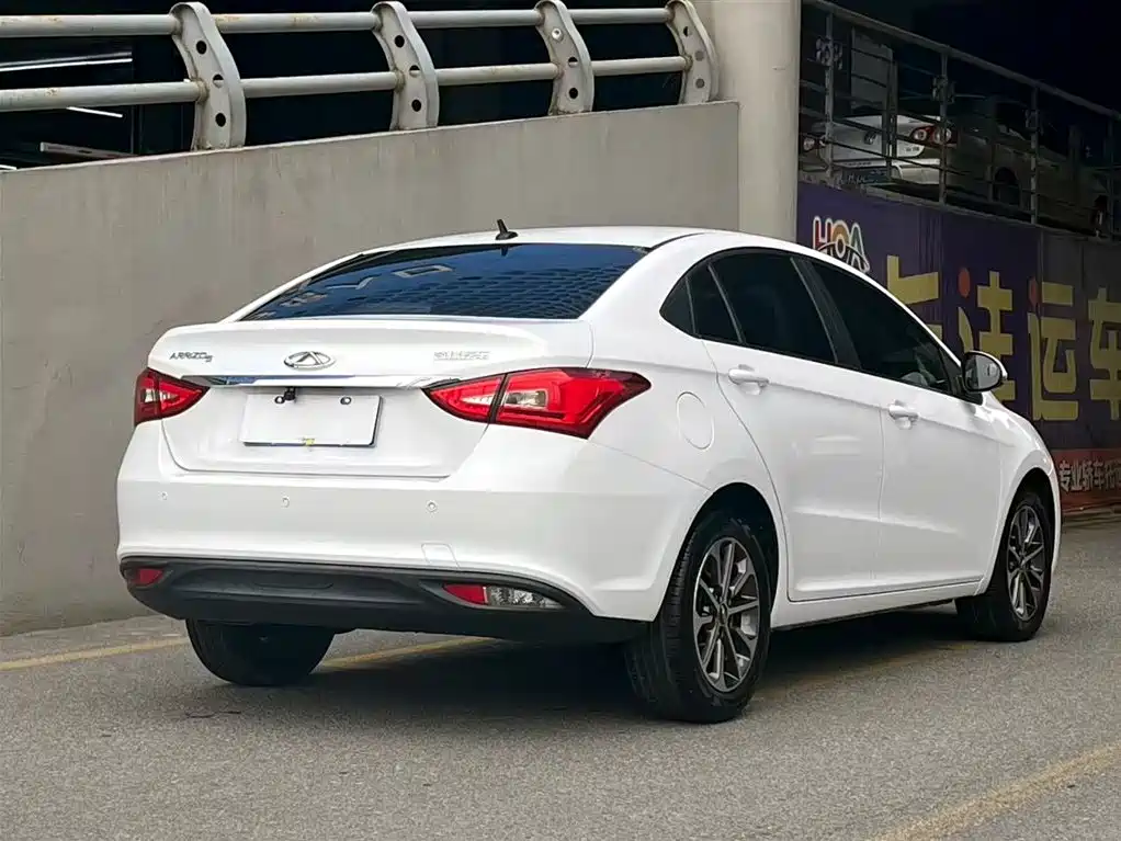 Arrizo 5 PRO 1.5 L CVT Youth